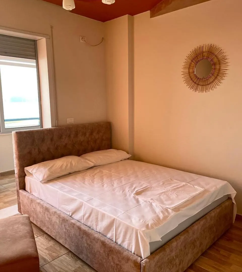 Apartment Cozy Beachfront Room Durres Albania