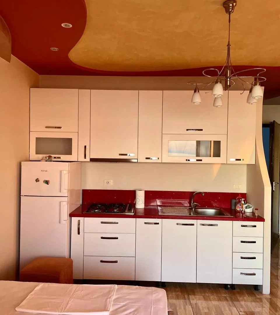 Cozy Beachfront Room Durres